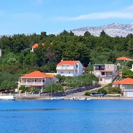 Radojkovi - Comfort Two Bedroom With Terrace And Sea View A2 Apartment Lumbarda
