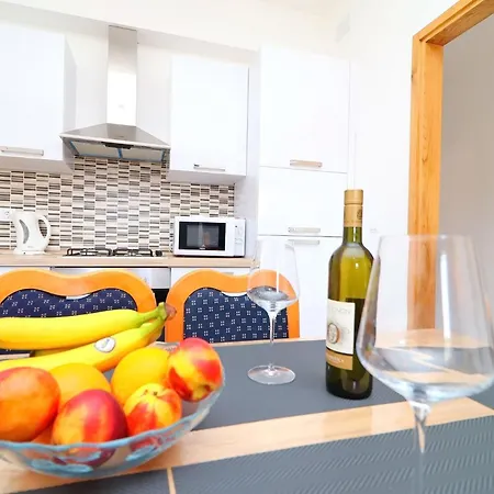 Διαμέρισμα Radojkovi - Comfort Two Bedroom With Terrace And Sea View A2