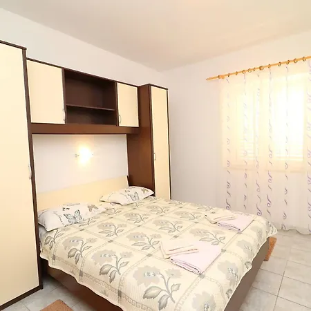 Apartment Radojkovi - Comfort Two Bedroom With Terrace And Sea View A2 *